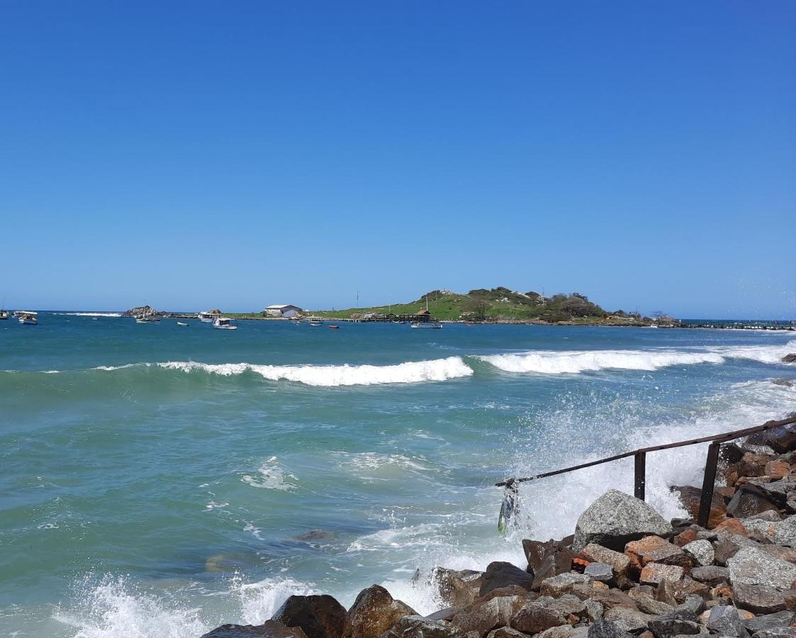 Chale Praia Da Armacao フロリアノポリス エクステリア 写真